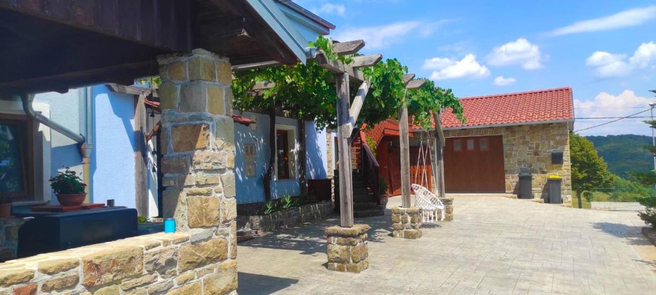 Adori Apartman Ilirska Bistrica Kültér fotó